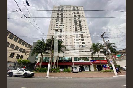 Apartamento para alugar com 52m², 2 quartos e 1 vaga Apartamento para alugar com 52m², 2 quartos e 1 vagaFachada