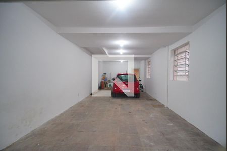 Casa à venda com 197m², 3 quartos e 3 vagas Casa à venda com 197m², 3 quartos e 3 vagasGaragem