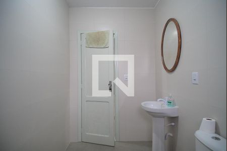 Casa à venda com 197m², 3 quartos e 3 vagas Casa à venda com 197m², 3 quartos e 3 vagasBanheiro da Suíte