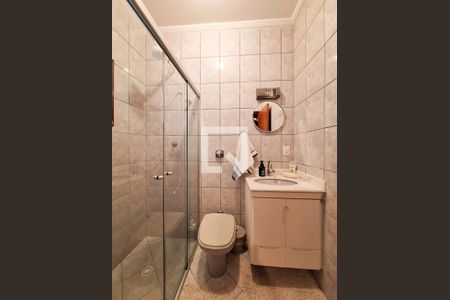 Casa à venda com 254m², 3 quartos e 4 vagasBanheiro Quarto 2