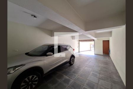 Casa à venda com 254m², 3 quartos e 4 vagasGaragem