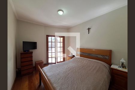 Casa à venda com 254m², 3 quartos e 4 vagasQuarto 1