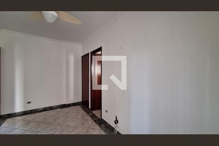 Sala de apartamento para alugar com 1 quarto, 48m² em Ocian, Praia Grande