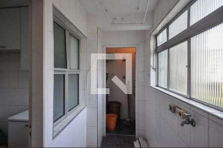 Apartamento à venda com 65m², 2 quartos e 2 vagasÁrea de Serviço