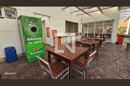 Apartamento para alugar com 57m², 2 quartos e 1 vagaÁrea comum - Salão de festas