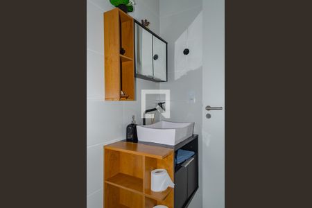 Apartamento para alugar com 143m², 3 quartos e 1 vaga Apartamento para alugar com 143m², 3 quartos e 1 vagaSuíte (Térreo) - Banheiro