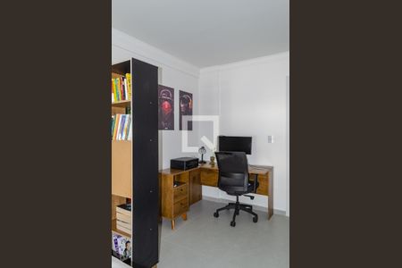 Apartamento para alugar com 143m², 3 quartos e 1 vaga Apartamento para alugar com 143m², 3 quartos e 1 vagaQuarto
