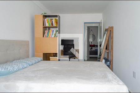 Apartamento para alugar com 143m², 3 quartos e 1 vaga Apartamento para alugar com 143m², 3 quartos e 1 vagaQuarto