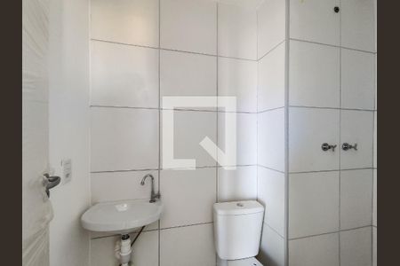 Apartamento para alugar com 56m², 2 quartos e sem vaga Apartamento para alugar com 56m², 2 quartos e sem vagaBanheiro Corredor