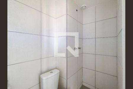 Apartamento para alugar com 56m², 2 quartos e sem vaga Apartamento para alugar com 56m², 2 quartos e sem vagaBanheiro Corredor