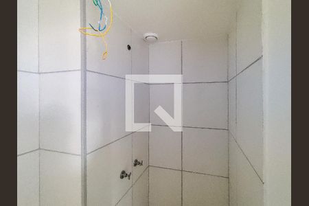 Apartamento para alugar com 56m², 2 quartos e sem vaga Apartamento para alugar com 56m², 2 quartos e sem vagaBanheiro Corredor