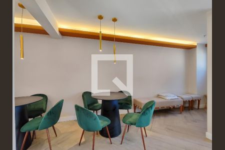 Apartamento para alugar com 56m², 2 quartos e sem vaga Apartamento para alugar com 56m², 2 quartos e sem vagaCozinha e Área de Serviço