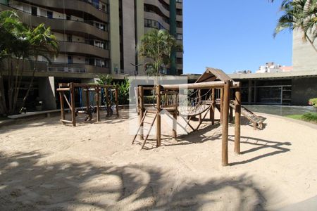 Apartamento à venda com 115m², 3 quartos e 2 vagasÁrea comum - Playground