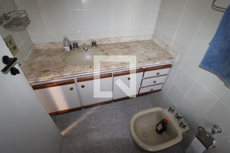 Apartamento à venda com 115m², 3 quartos e 2 vagasBanheiro da Suíte