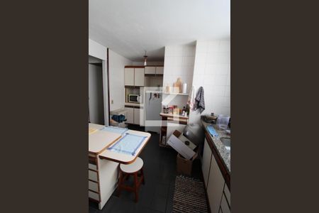 Apartamento à venda com 115m², 3 quartos e 2 vagasCozinha