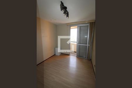 Apartamento à venda com 115m², 3 quartos e 2 vagasQuarto 2