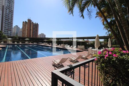 Apartamento à venda com 115m², 3 quartos e 2 vagasÁrea comum - Piscina