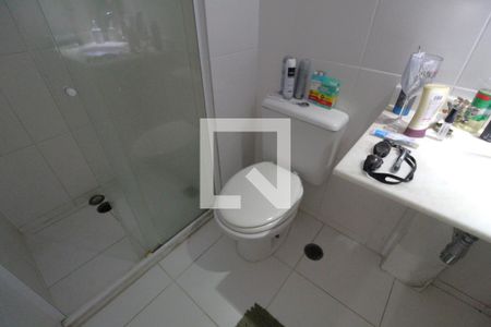 Apartamento para alugar com 57m², 2 quartos e 2 vagasBanheiro da suíte 