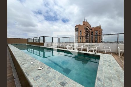 Apartamento à venda com 96m², 2 quartos e 2 vagas Apartamento à venda com 96m², 2 quartos e 2 vagasÁrea comum - Piscina