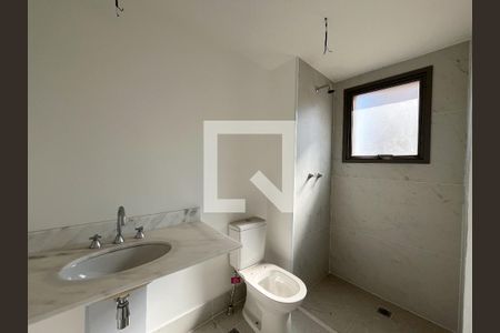 Apartamento à venda com 96m², 2 quartos e 2 vagas Apartamento à venda com 96m², 2 quartos e 2 vagasBanheiro da Suíte 2