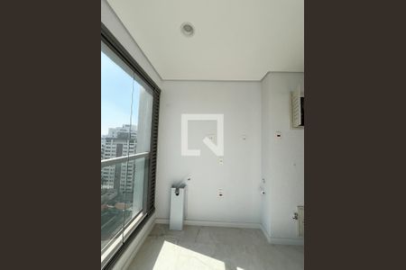Apartamento à venda com 96m², 2 quartos e 2 vagas Apartamento à venda com 96m², 2 quartos e 2 vagasÁrea de Serviço