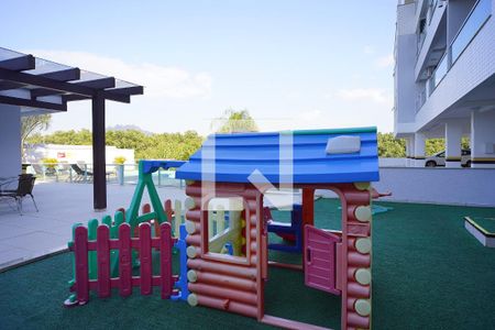 Apartamento para alugar com 76m², 2 quartos e 2 vagasÁrea comum - Playground