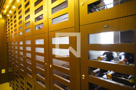 Apartamento para alugar com 76m², 2 quartos e 2 vagasAdega