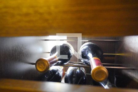 Apartamento para alugar com 76m², 2 quartos e 2 vagasAdega área particular