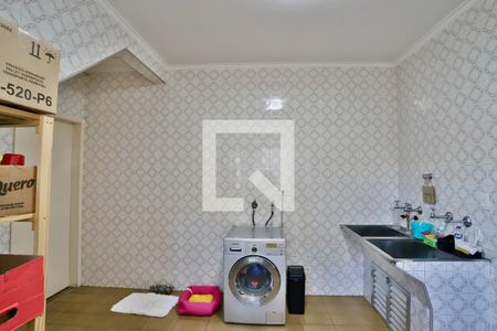 Casa à venda com 320m², 3 quartos e 3 vagasLavanderia