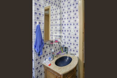 Apartamento à venda com 63m², 2 quartos e sem vaga Apartamento à venda com 63m², 2 quartos e sem vagaBanheiro