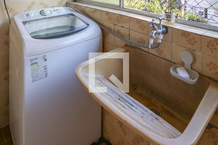 Apartamento à venda com 63m², 2 quartos e sem vaga Apartamento à venda com 63m², 2 quartos e sem vagaCozinha e Área de Serviço