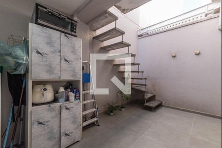 Casa à venda com 100m², 3 quartos e 2 vagasLavanderia - Quintal