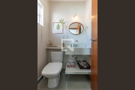 Casa à venda com 100m², 3 quartos e 2 vagasLavabo