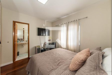 Casa à venda com 100m², 3 quartos e 2 vagasSuíte