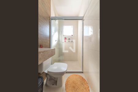 Casa à venda com 100m², 3 quartos e 2 vagasBanheiro da Suíte