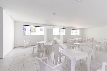 Apartamento para alugar com 42m², 2 quartos e sem vaga Apartamento para alugar com 42m², 2 quartos e sem vagaÁrea comum - Salão de festas
