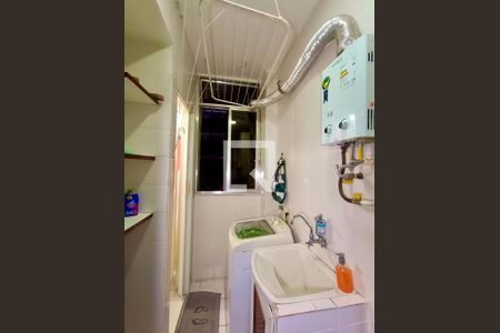 Apartamento para alugar com 70m², 2 quartos e 1 vagaÁrea serviço