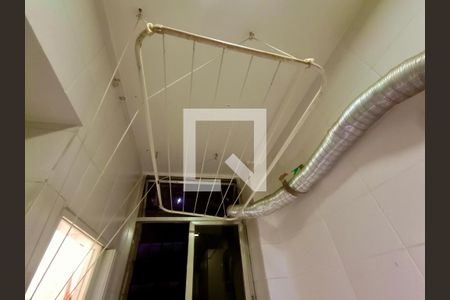 Apartamento para alugar com 70m², 2 quartos e 1 vagaÁrea serviço