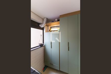 Apartamento à venda com 72m², 3 quartos e 1 vagaÁrea de Serviço