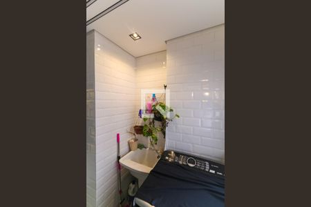 Apartamento à venda com 72m², 3 quartos e 1 vagaÁrea de Serviço