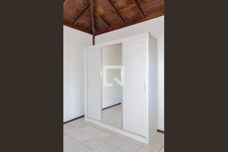 Casa de condomínio para alugar com 200m², 2 quartos e 2 vagas Casa de condomínio para alugar com 200m², 2 quartos e 2 vagasQuarto 01