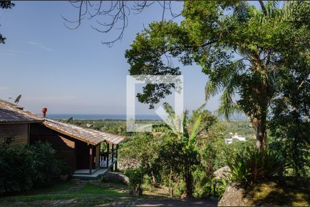Casa de condomínio para alugar com 200m², 2 quartos e 2 vagas Casa de condomínio para alugar com 200m², 2 quartos e 2 vagasVista