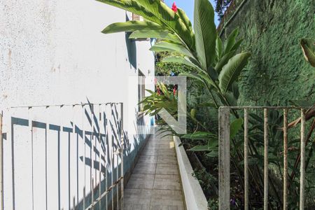 Casa de condomínio à venda com 250m², 3 quartos e 4 vagasÁrea externa