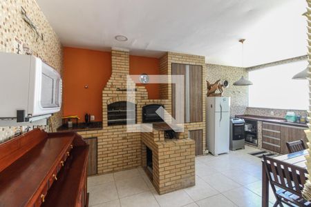 Casa de condomínio à venda com 250m², 3 quartos e 4 vagasCozinha