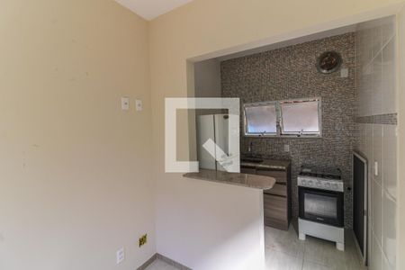 Casa de condomínio à venda com 250m², 3 quartos e 4 vagasEdícula - Sala