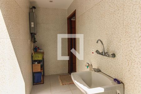 Casa de condomínio à venda com 250m², 3 quartos e 4 vagasÁrea de Serviço