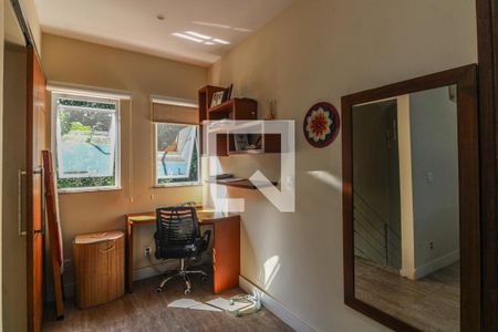 Suíte de casa de condomínio à venda com 3 quartos, 250m² em Vargem Grande, Rio de Janeiro