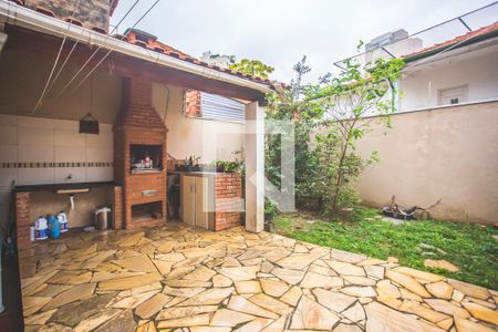 Casa à venda com 250m², 3 quartos e 7 vagasQuintal - Churrasqueira
