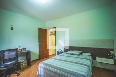 Casa à venda com 250m², 3 quartos e 7 vagasSuíte 3