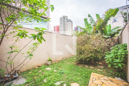 Casa à venda com 250m², 3 quartos e 7 vagasQuintal - Jardim